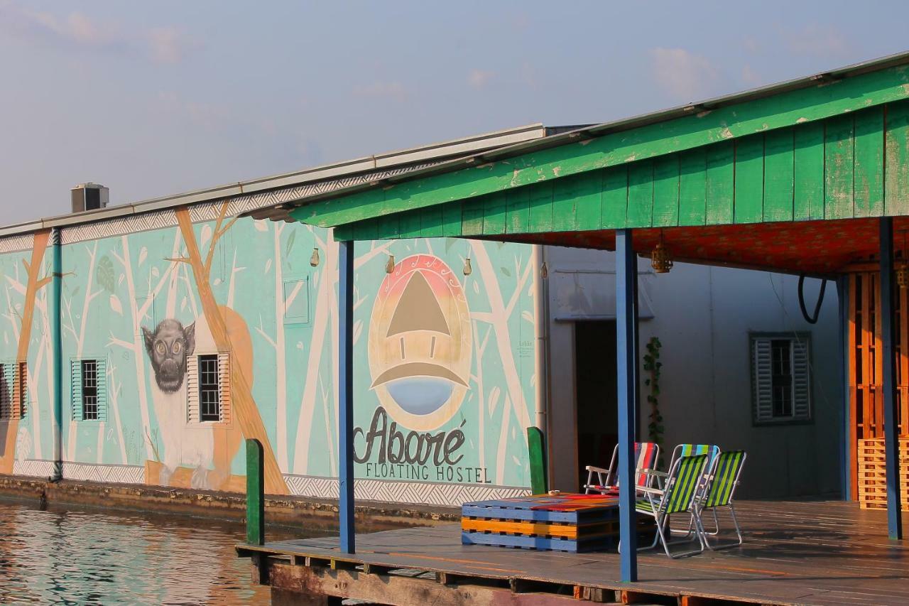 מנאוס Abare House Floating Hostel מראה חיצוני תמונה